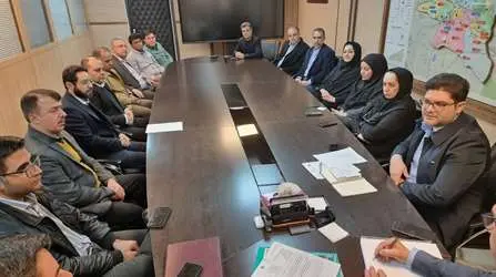 نشست مدیرعامل شرکت شهرک‌های صنعتی تهران با کارکنان معاونت فنی برگزار شد